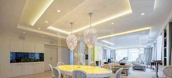 Дом, 560 м2, 2 сотки, 3 эт. Москва