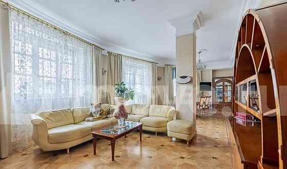 5-комн. пентхаус, 307.7 м2, 7/8 эт. Москва