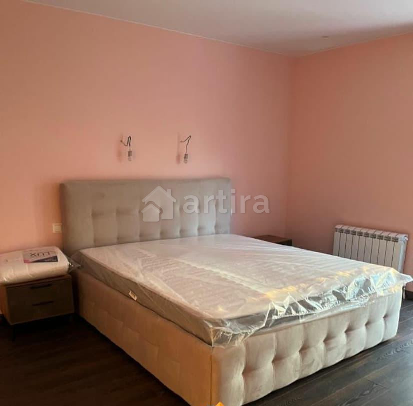 Дом, 250 м2, 1 га, 3 эт. Серпухов - изображение 1