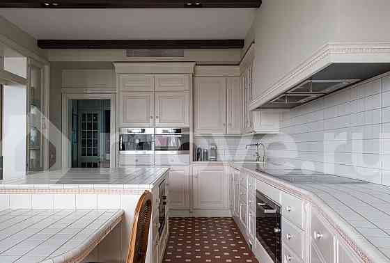 6-комн. квартира, 386.8 м2, 13/15 эт. Москва