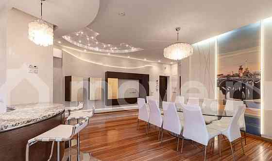 6-комн. пентхаус, 242.3 м2, 39/40 эт. Москва