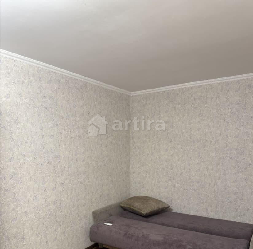 Комната, 12 м2, 1/4 эт. Серпухов - изображение 2