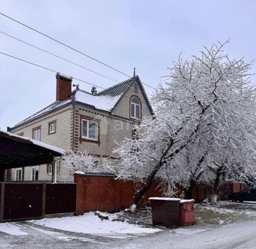 Дом, 500 м2, 6 соток, 3 эт. Ставрополь - изображение 1