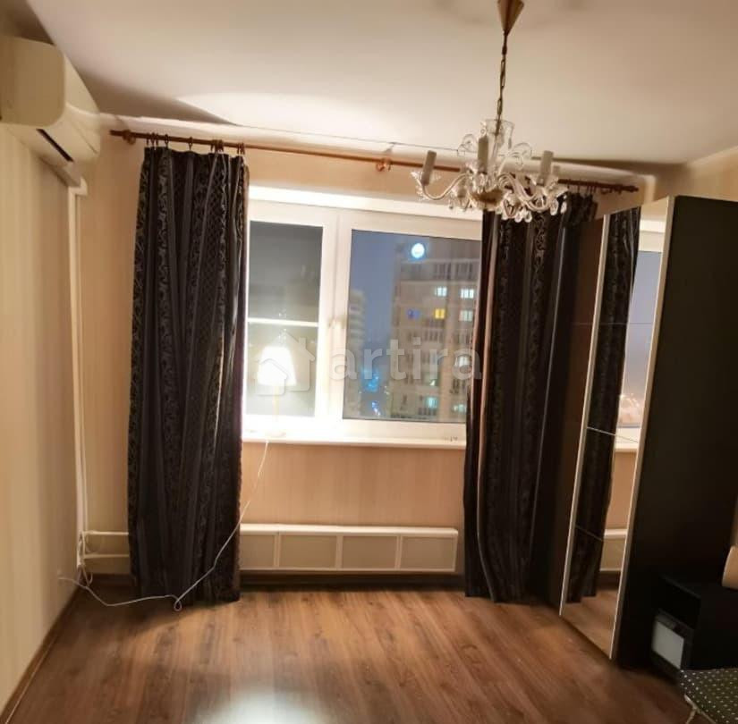 Комната, 54 м2, 15/16 эт. Москва - изображение 1