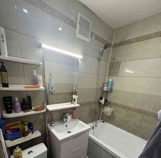 Комната, 42 м2, 5/10 эт. Москва