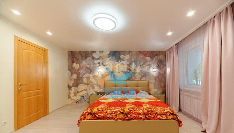 2-комн. квартира, 70 м2, 1/10 эт. Санкт-Петербург - изображение 2