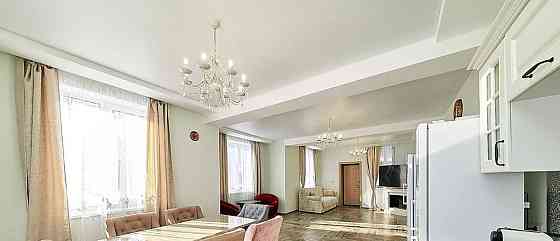 Дом, 248 м2, 12 соток, 3 эт. Рощино