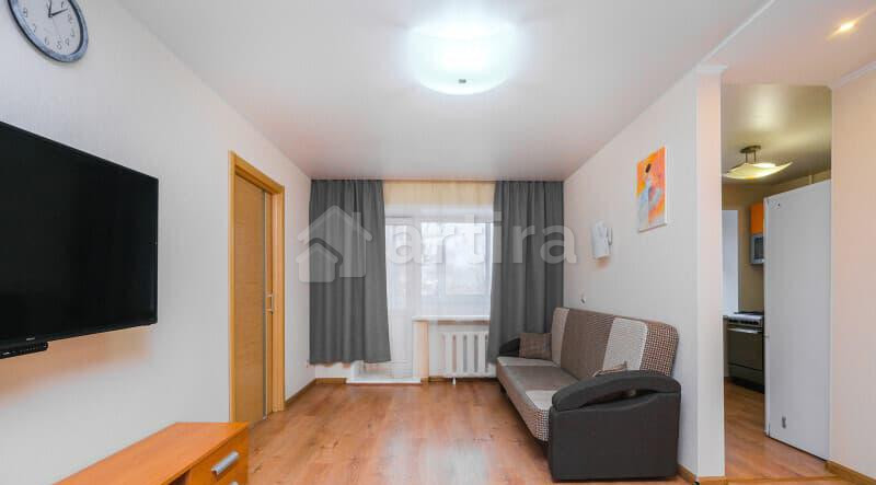 2-комн. квартира, 50 м2, 3/5 эт. Новосибирск - изображение 1