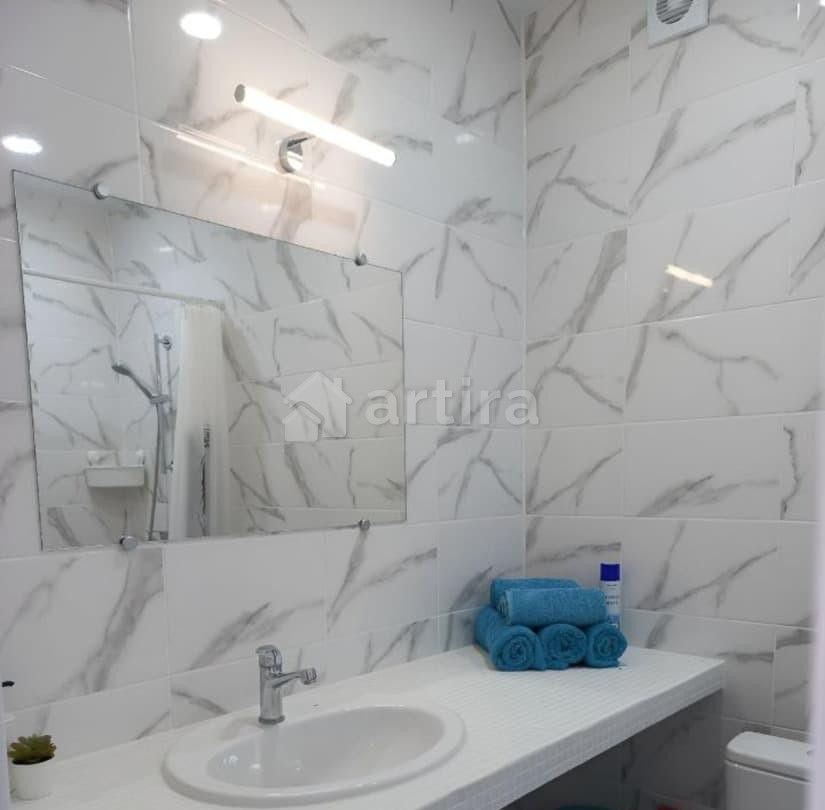 Дом, 100 м2, 6 соток, 3 эт. Евпатория - изображение 2