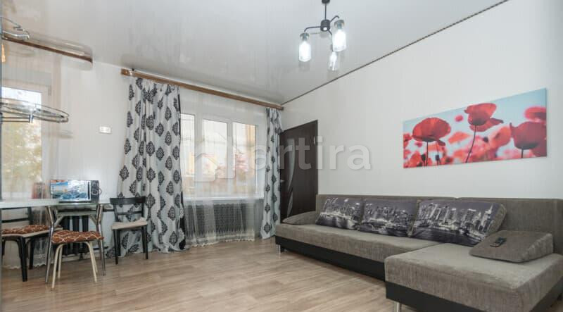 2-комн. квартира, 45 м2, 1/5 эт. Новосибирск - изображение 1