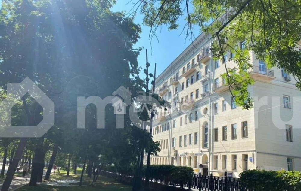 Квартира, 211 м2, 2/6 эт. Москва - изображение 1