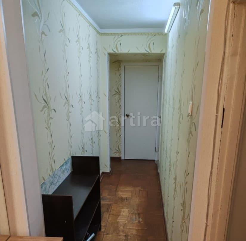 Комната, 60 м2, 1/5 эт. Санкт-Петербург - изображение 1