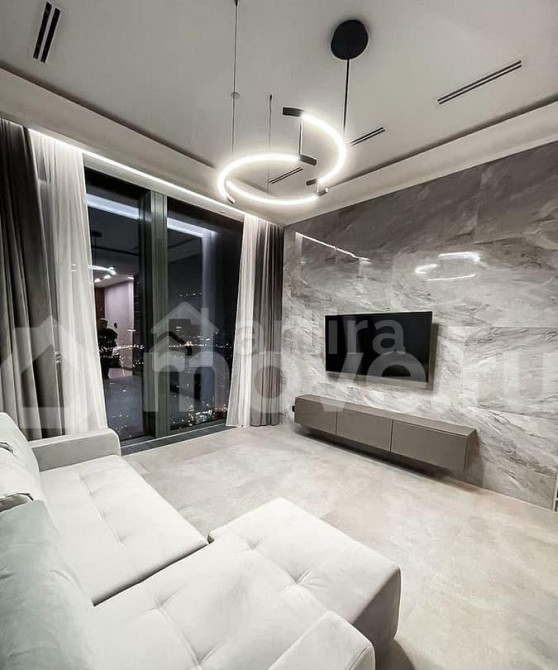 2-комн. апарт-ы, 62 м2, 43/68 эт. Москва - изображение 1