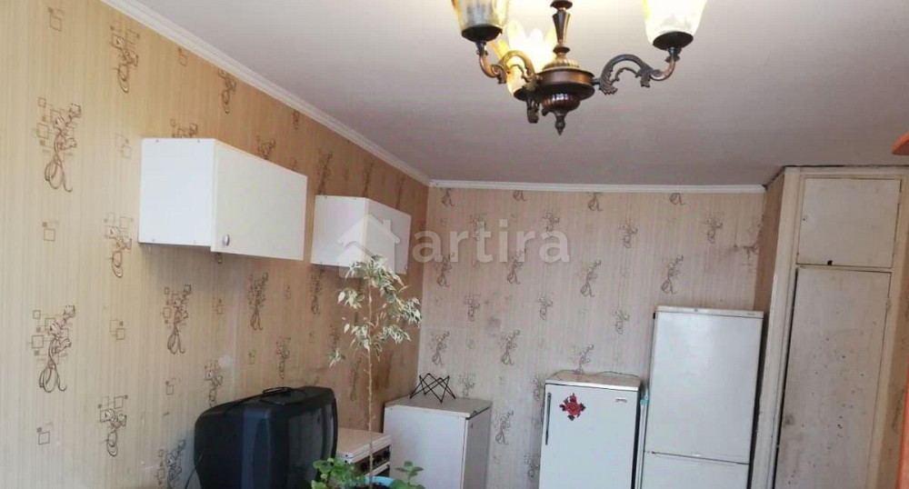 Комната, 14 м2, 8/10 эт. Челябинск - изображение 1