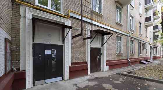 2-комн. квартира, 57 м2, 3/5 эт. Москва