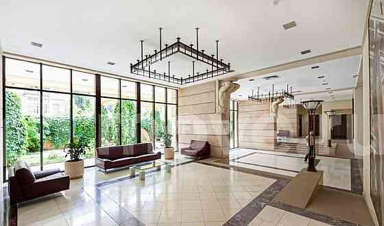 4-комн. квартира, 255.6 м2, 3/7 эт. Москва