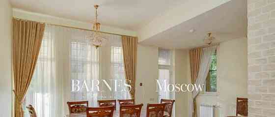 Дом, 720 м2, 25 соток, 2 эт. Барвиха