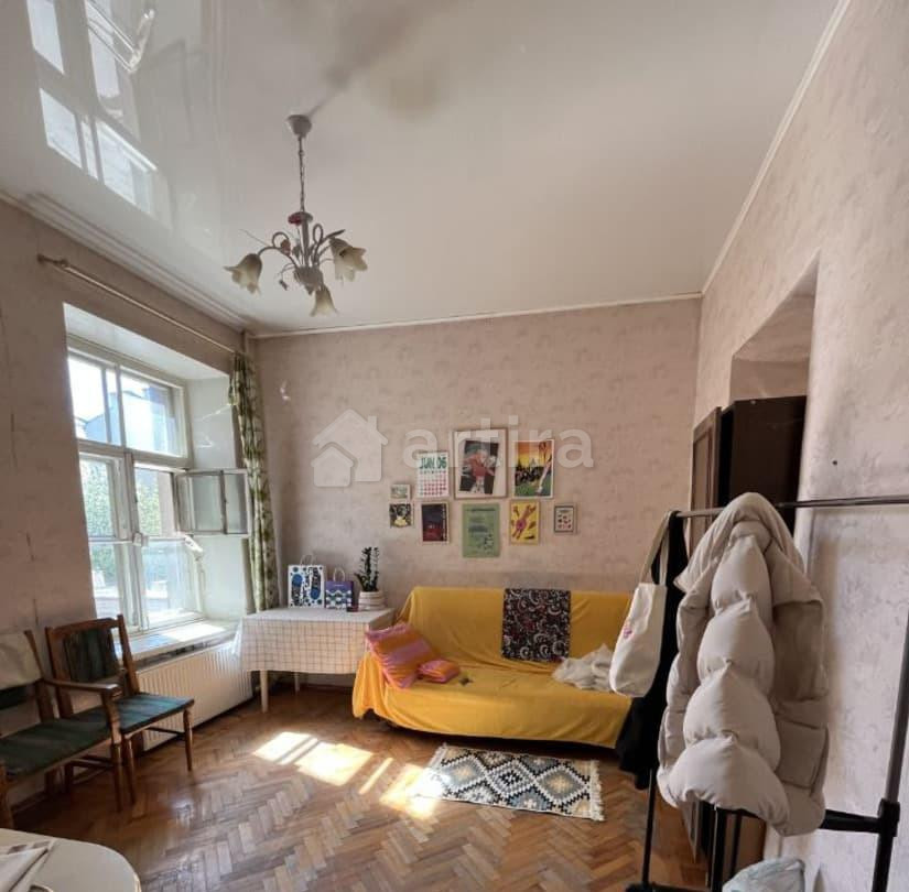 Комната, 104.5 м2, 2/4 эт. Санкт-Петербург - изображение 1