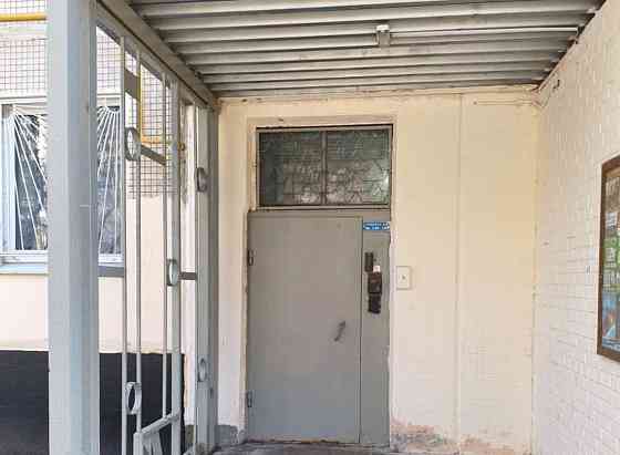 Комната, 8 м2, 1/9 эт. Москва