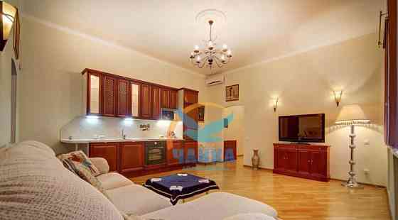 2-комн. квартира, 60 м2, 2/4 эт. Санкт-Петербург