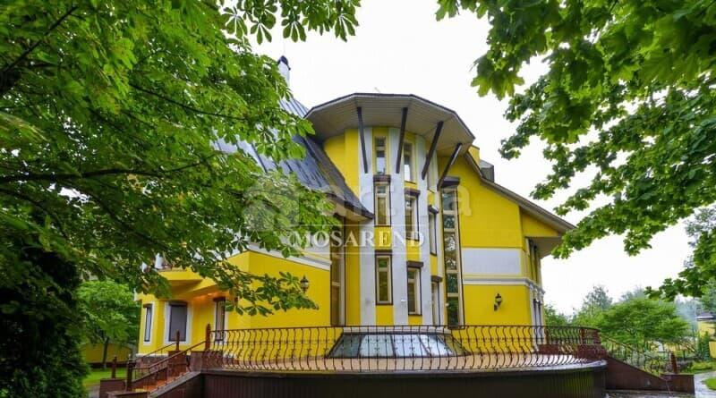 Коттедж, 700 м2 Наро-Фоминск - изображение 1