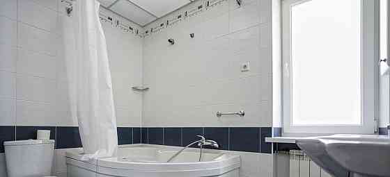 Дом, 280 м2, 24 сотки, 3 эт. Алупка