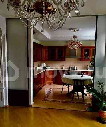 4-комн. квартира, 128 м2, 2/14 эт. Москва