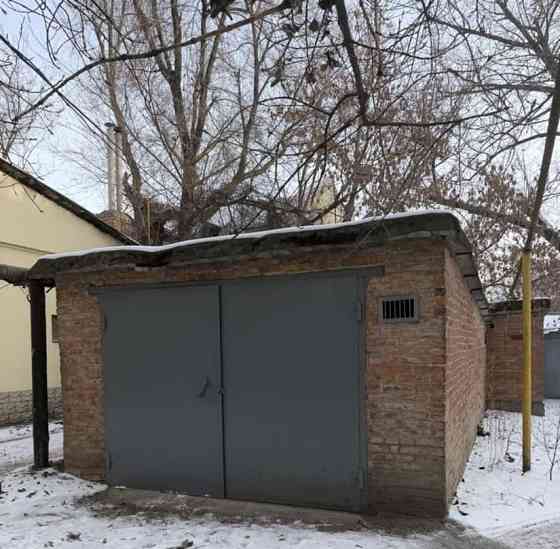 Гараж, 30 м2 Шахты