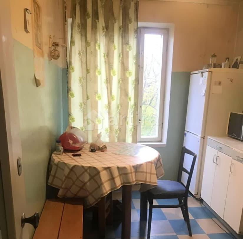 Комната, 40 м2, 5/9 эт. Москва - изображение 1