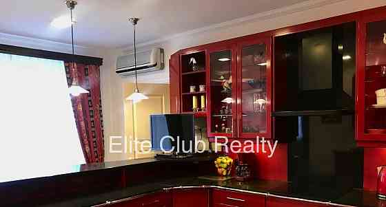 Коттедж, 570 м2, 17 соток, 4 эт. Санкт-Петербург