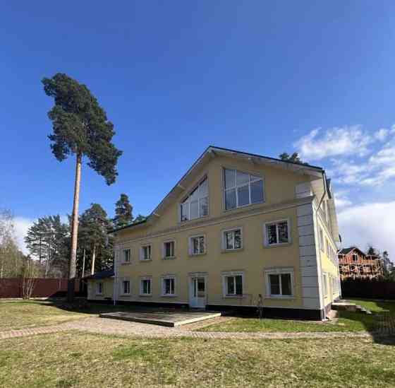 Коттедж, 468 м2, 16 соток, 3 эт. Санкт-Петербург