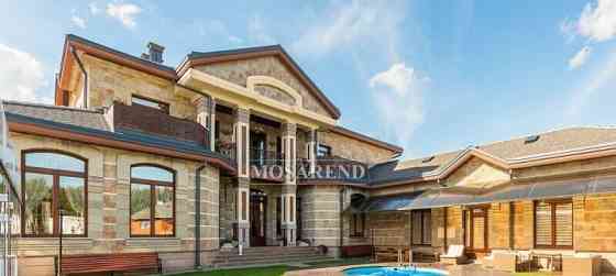 Коттедж, 800 м2 Троицк