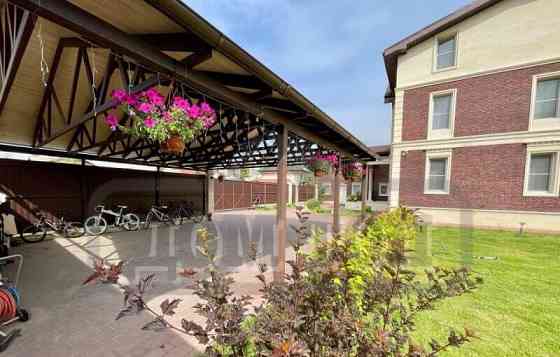 Коттедж, 800 м2 Лобня