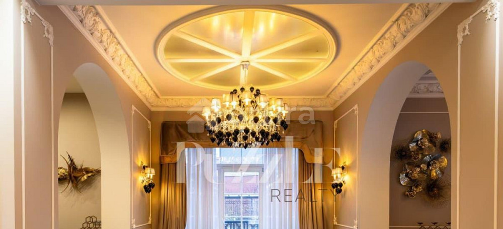 Дом, 548 м2, 23 сотки, 3 эт. Санкт-Петербург - изображение 1