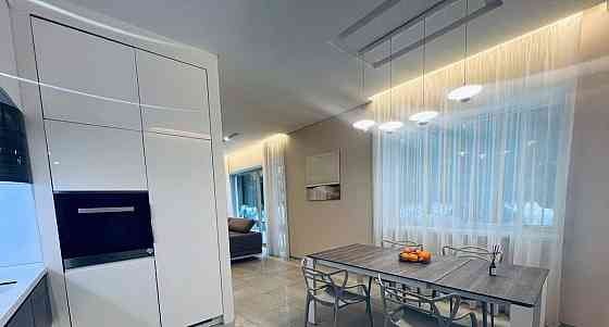 Дом, 228 м2, 7.5 сотки, 2 эт. Москва