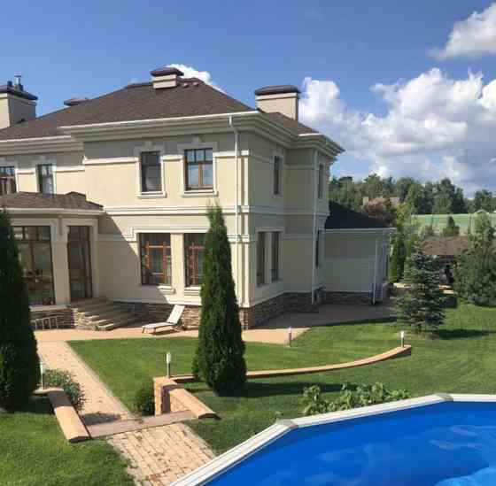 Дом, 435 м2, 20 соток, 3 эт. Истра