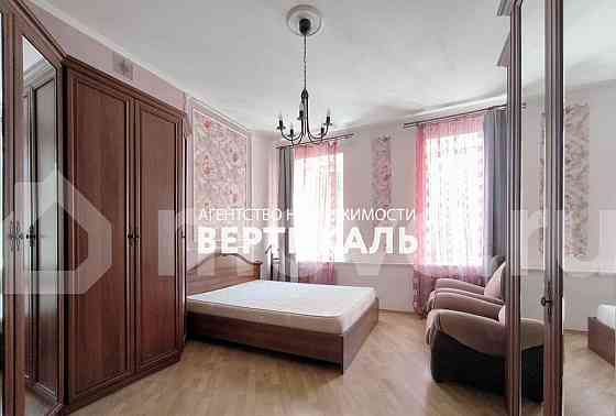 4-комн. квартира, 120 м2, 2/4 эт. Москва