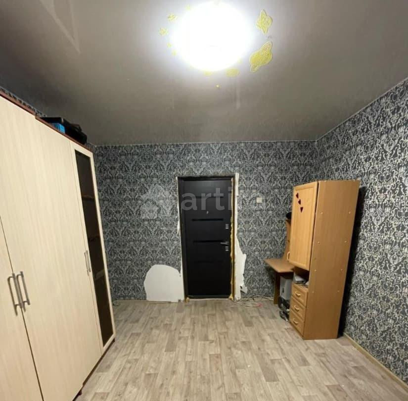 Комната, 14 м2, 3/5 эт. Волжский - изображение 1