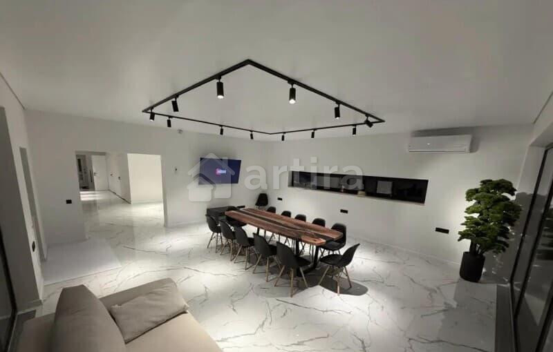 Коттедж, 340 м2 Троицк - изображение 1