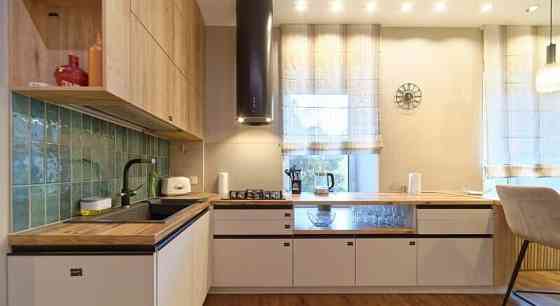 3-комн. квартира, 110 м2, 4/5 эт. Санкт-Петербург