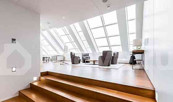 5-комн. апарт-ы, 540 м2, 74/75 эт. Москва