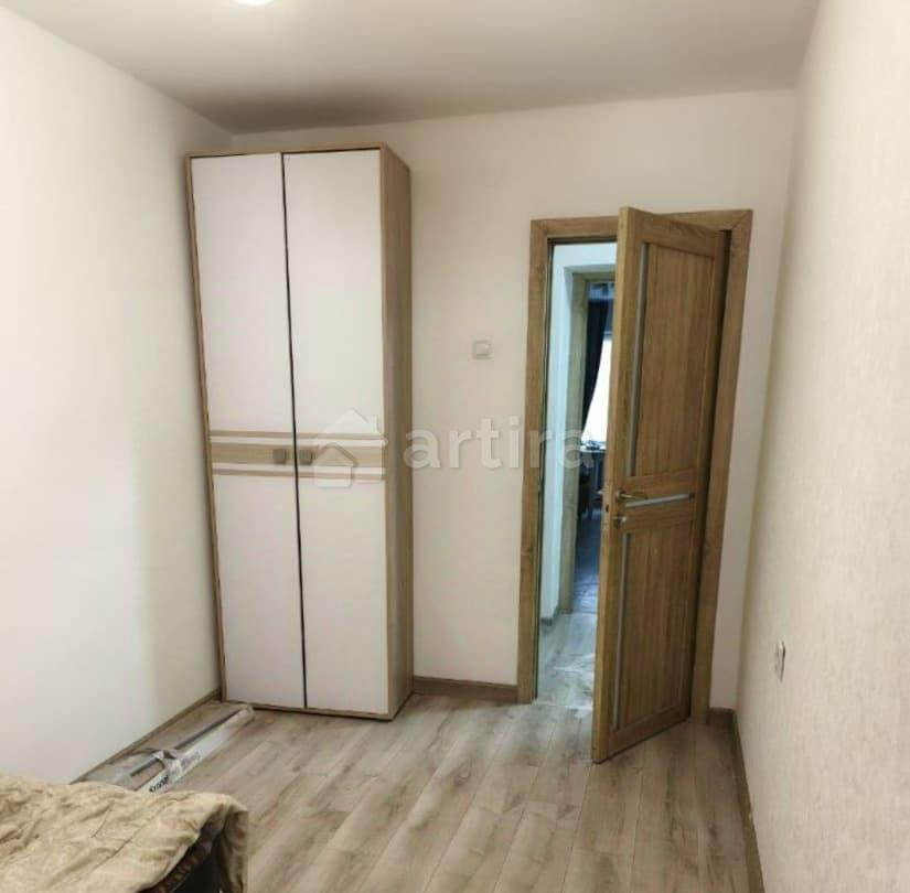 Комната, 10 м2, 1/4 эт. Санкт-Петербург - изображение 1