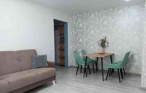 3-комн. квартира, 52 м2, 1/5 эт. Екатеринбург