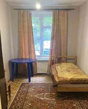 Комната, 14 м2, 1/5 эт. Москва