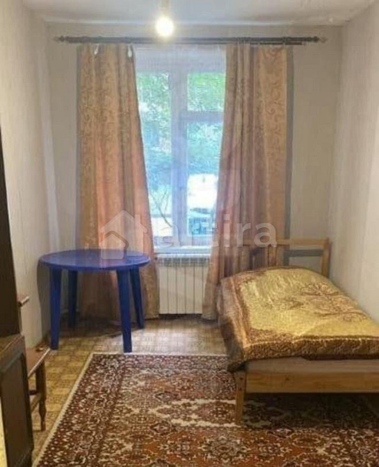 Комната, 14 м2, 1/5 эт. Москва - изображение 1