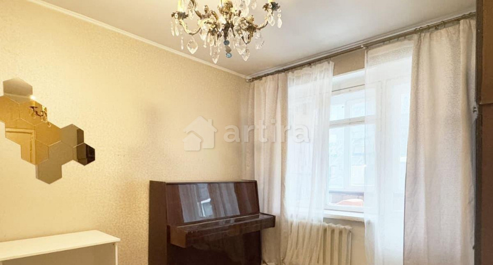 Комната, 12 м2, 3/9 эт. Москва - изображение 1