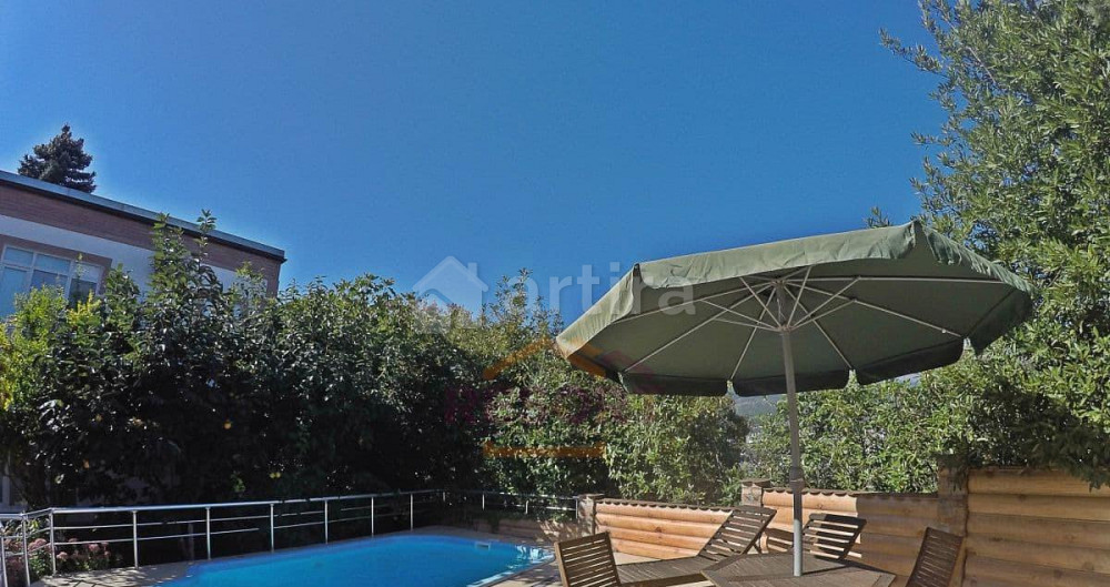 Дом, 120 м2, 3 сотки, 3 эт. Ялта - изображение 1