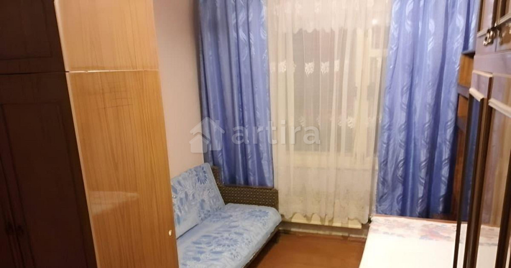 Комната, 64 м2, 1/9 эт. Екатеринбург - изображение 1