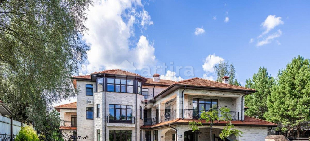 Коттедж, 780 м2, 19 соток, 3 эт. Красногорск - изображение 1