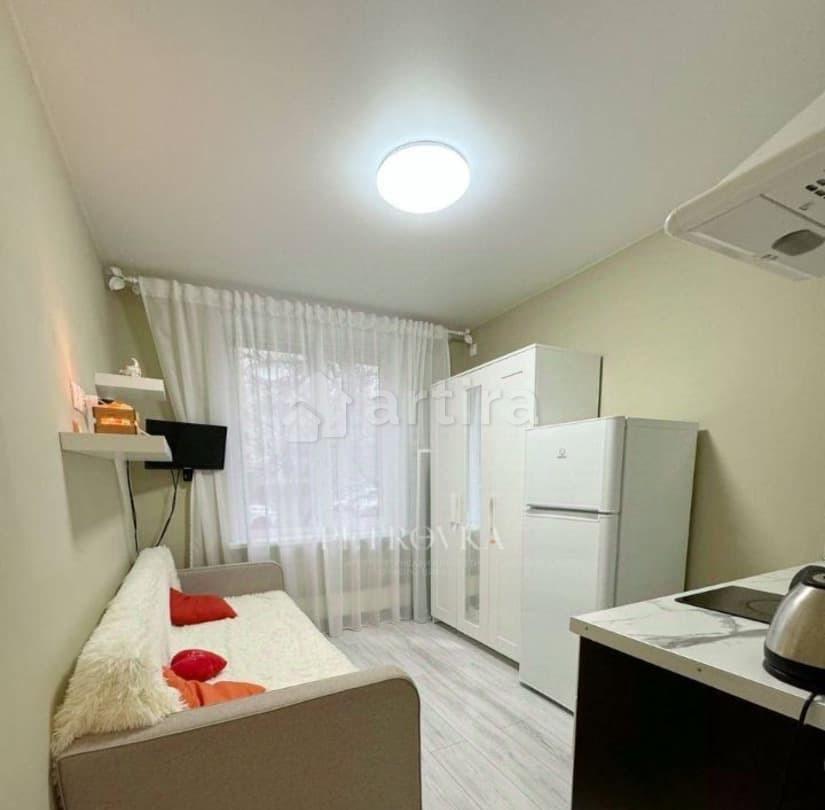 Комната, 13.3 м2, 1/9 эт. Москва - изображение 1